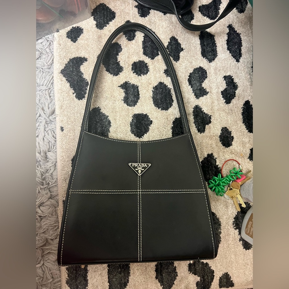 FAKE (pretty sure) I bought it on depop but it never confirmed by the seller